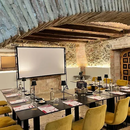 Hotel Boutique Comtal Empuries 4*