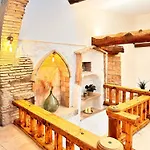 Boutique Comtal Empuries 4* Roses