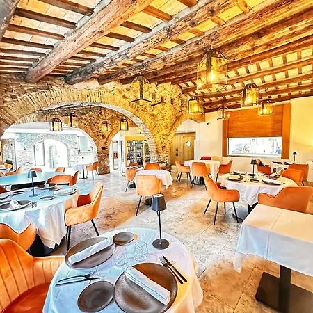 Otel Boutique Comtal Empuries Roses